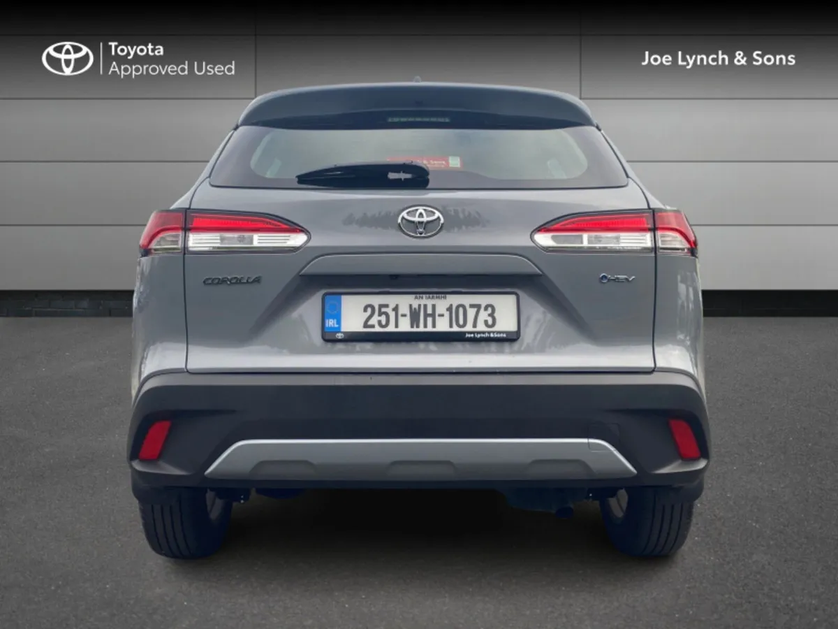 Toyota Corolla Cross COROLLA CROSS 1.8 LUNA - Image 4