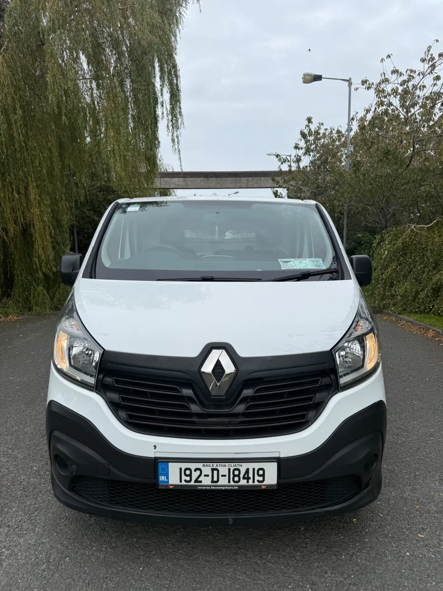 Renault Trafic 2019 CVRT INCLUDES VAT - Image 2