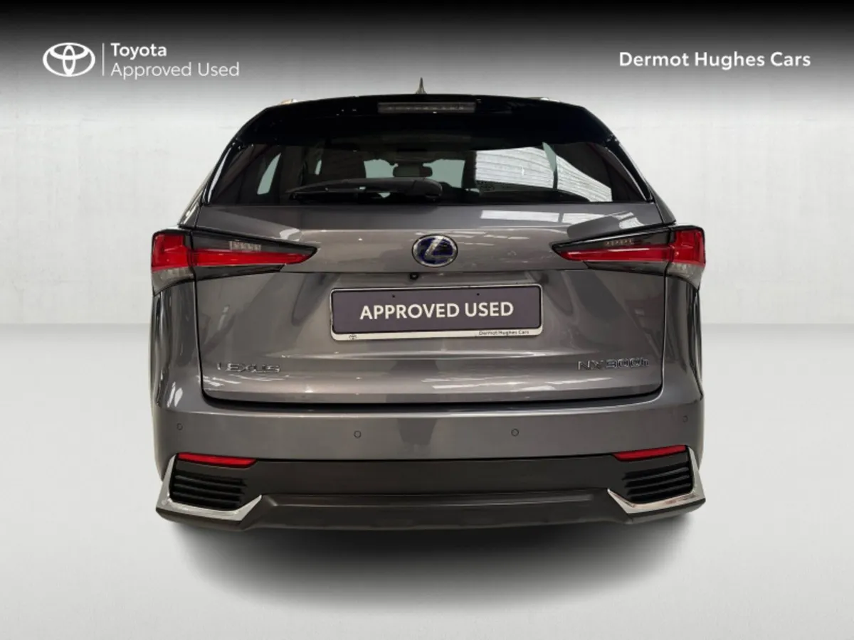 Lexus NX DYNAMICS FWD 4DR AUTO NX300H - Image 4