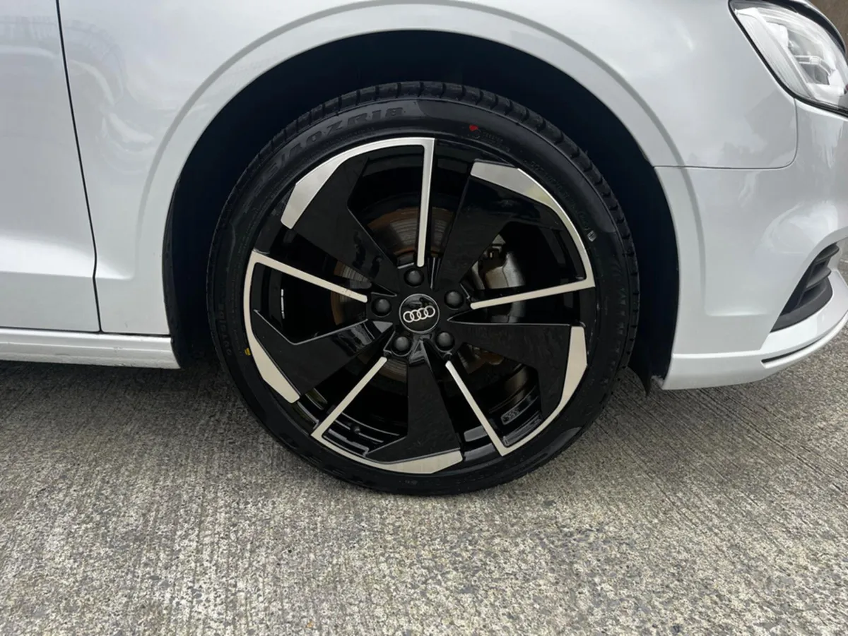 Audi A3 1.4 PETROL AUTOMATIC - Image 3