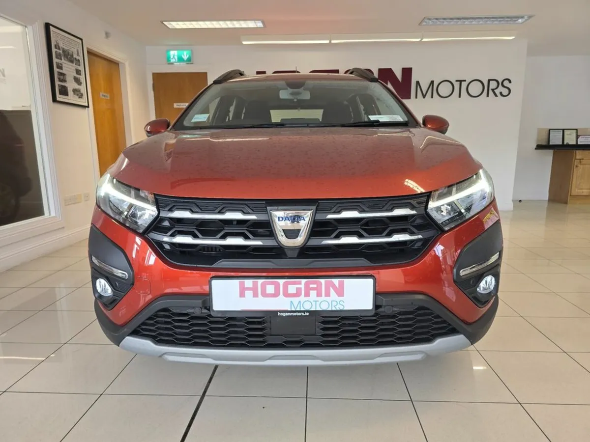 Dacia Jogger 7 Seats Comfort TCE 110 5DR * Best Sp - Image 2