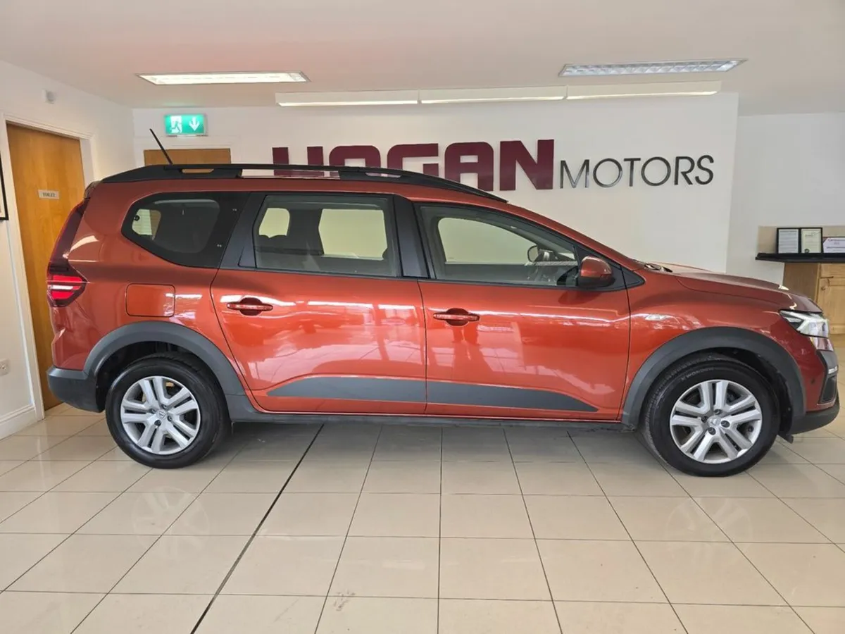 Dacia Jogger 7 Seats Comfort TCE 110 5DR * Best Sp - Image 3