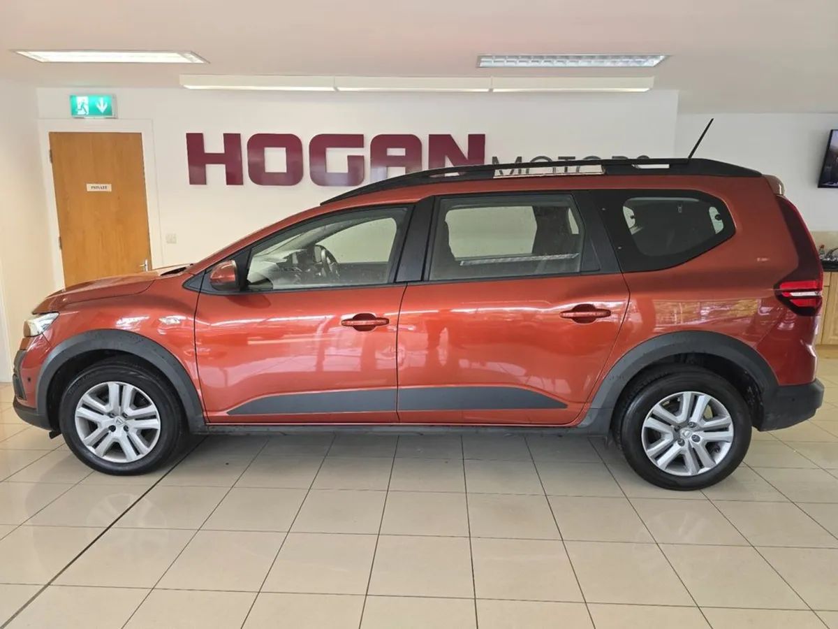 Dacia Jogger 7 Seats Comfort TCE 110 5DR * Best Sp - Image 4