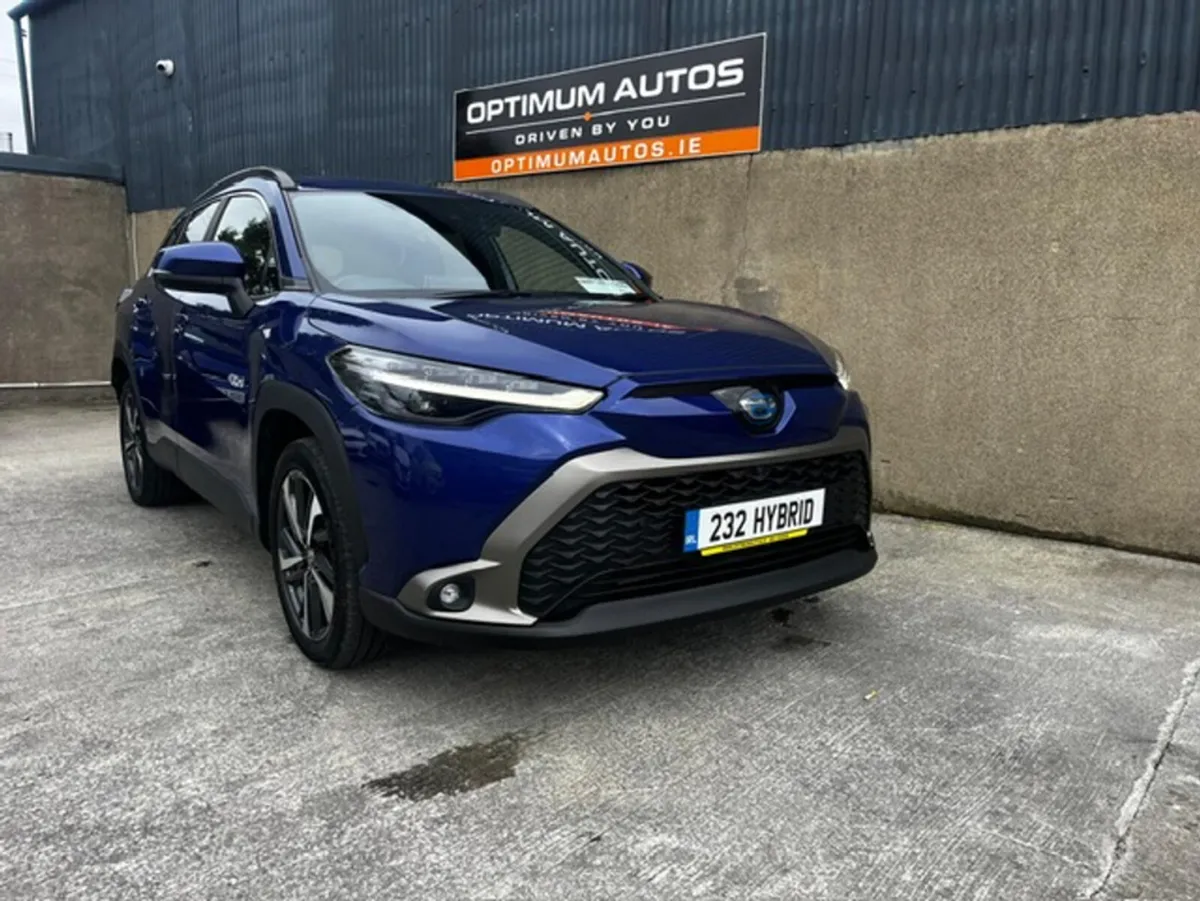 Toyota Corolla Cross 1.8 SELF CHARGE PETROL HYBRID - Image 2