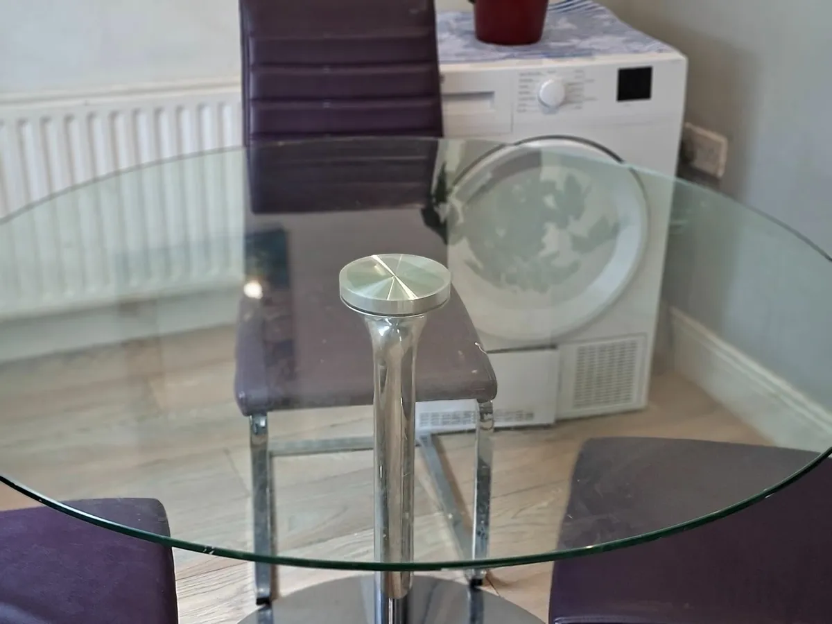 Kitchen table - Image 3