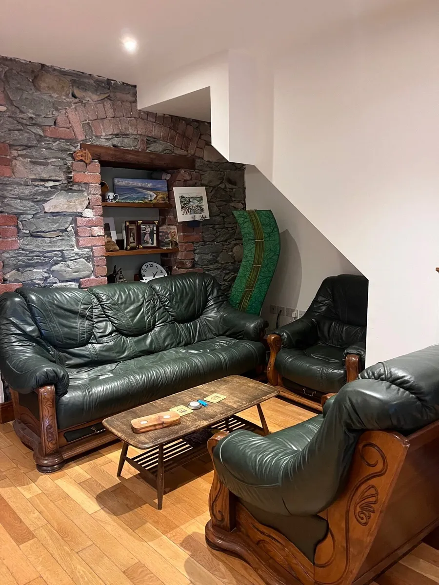 Couch and armchairs - Image 3