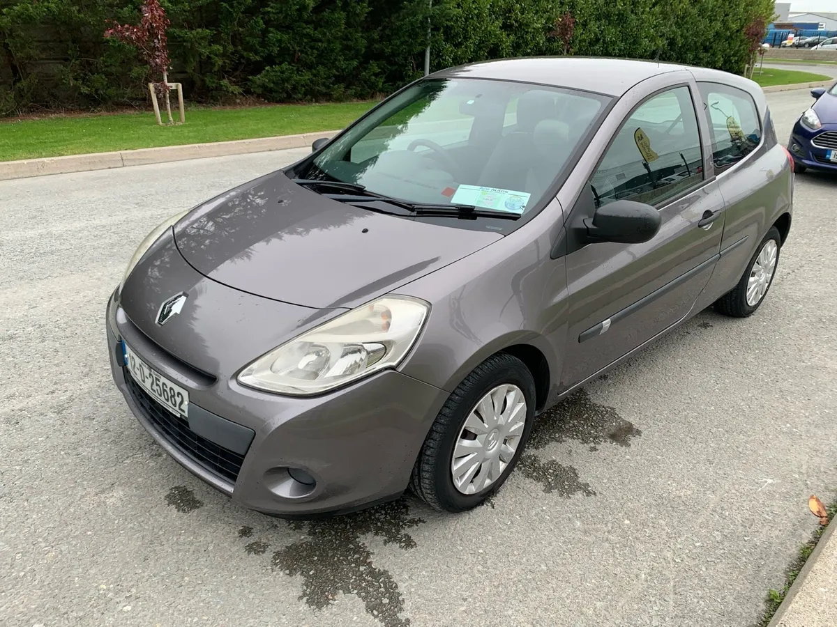 2012 Renault Clio petrol, Nctd 9/26, tax 12/25 - Image 2