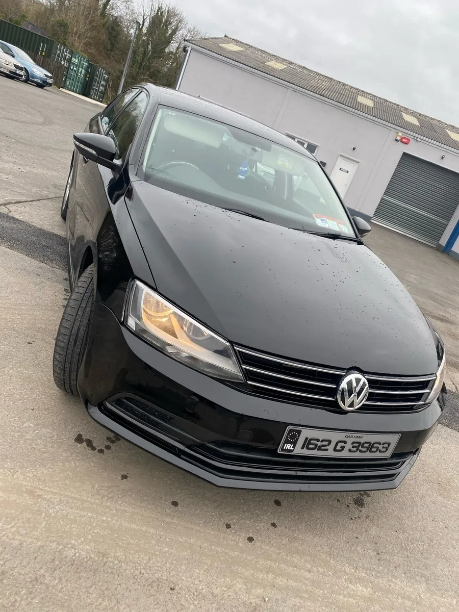 VW JETTA 02/27 - Image 2