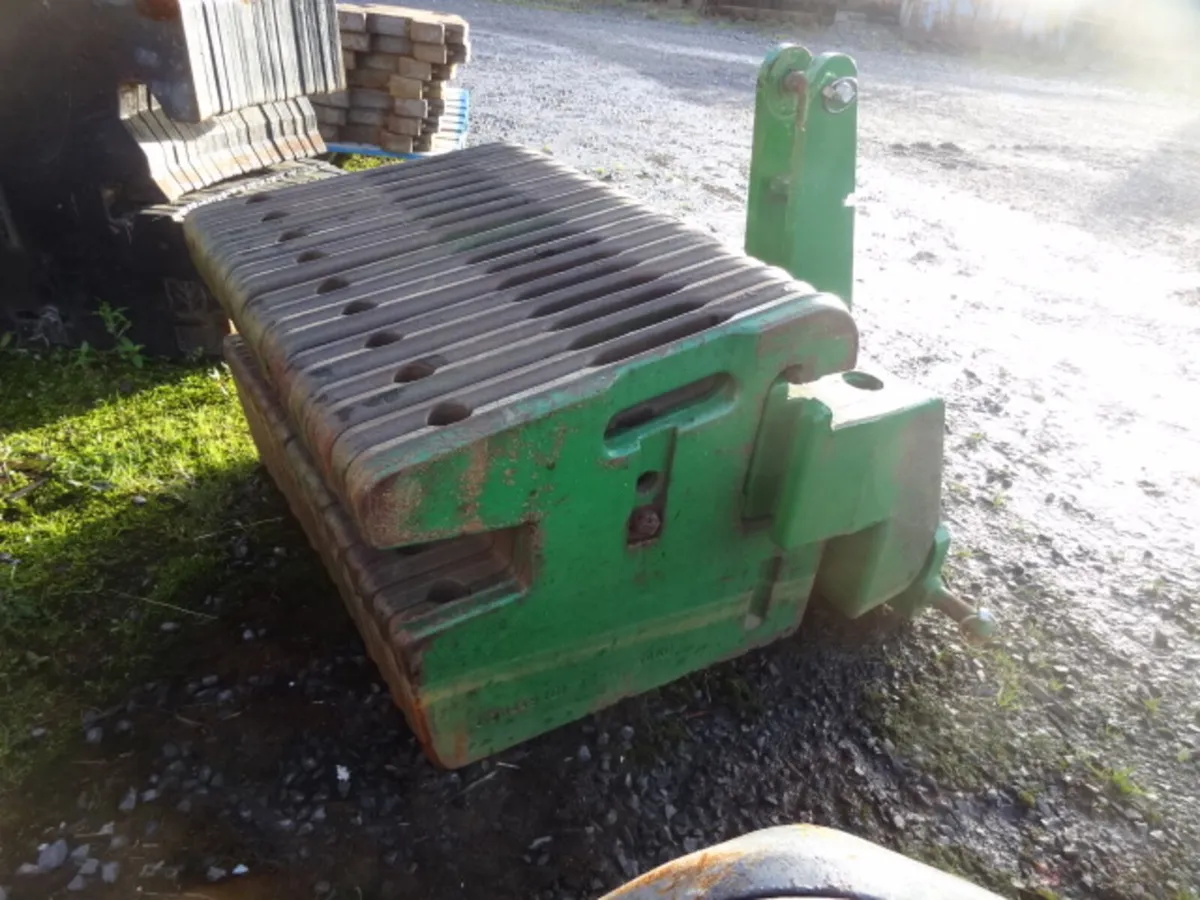 JD John Deere Tractor Weights slices 50kg - Image 1