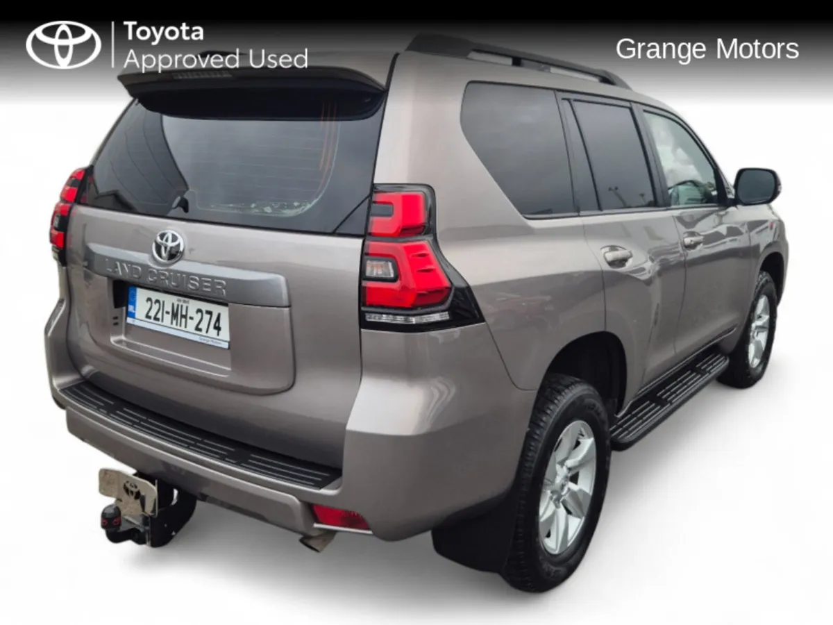 Toyota Land Cruiser 2.8 LWB COMMERCIAL AUTO**FULL - Image 3