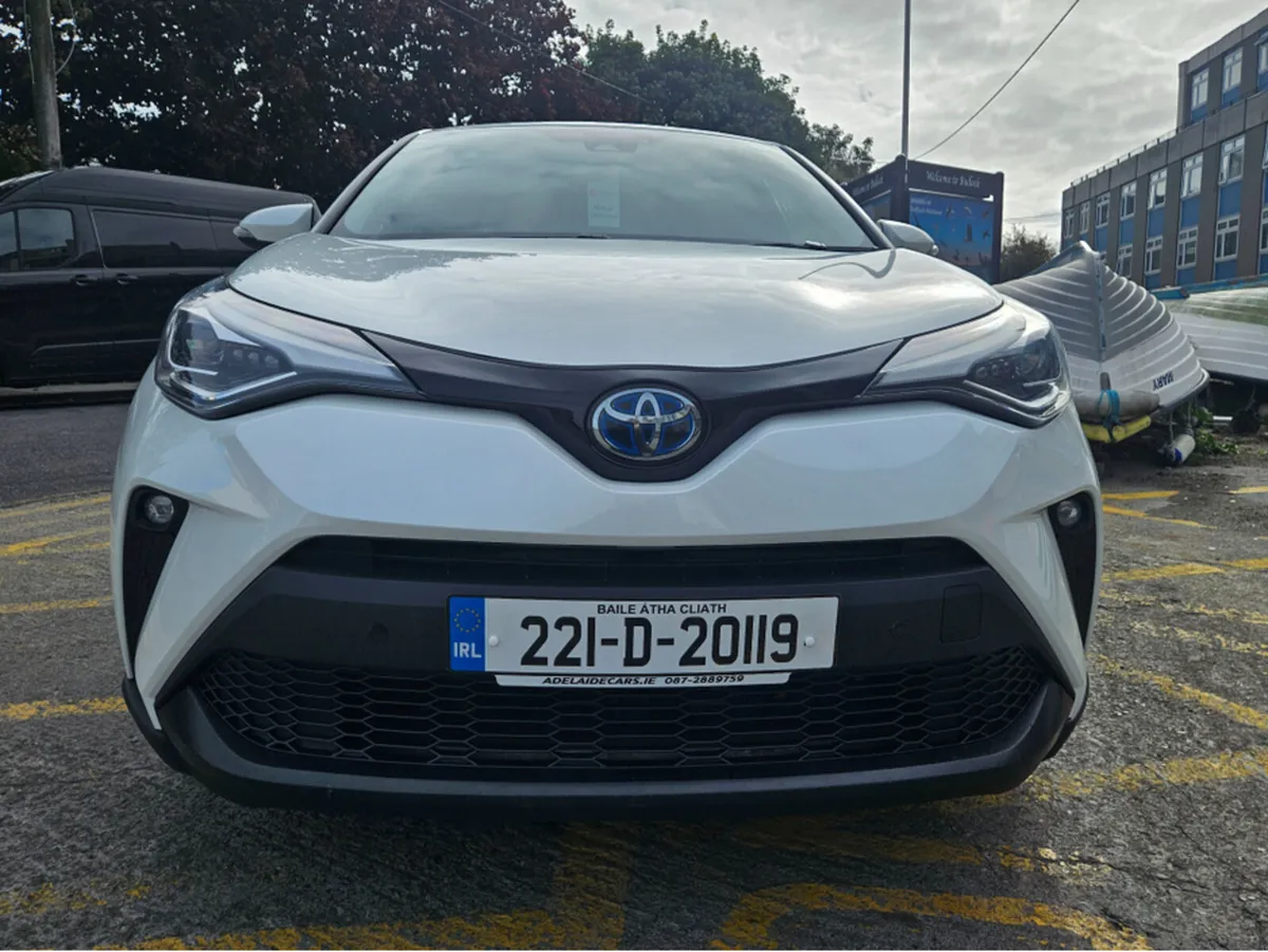 Toyota C-HR 1.8 HYBRID SOL 4DR AUTO - Image 2