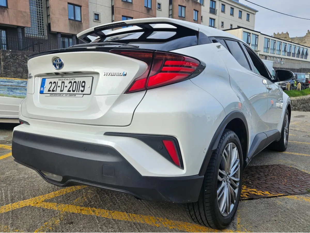 Toyota C-HR 1.8 HYBRID SOL 4DR AUTO - Image 4