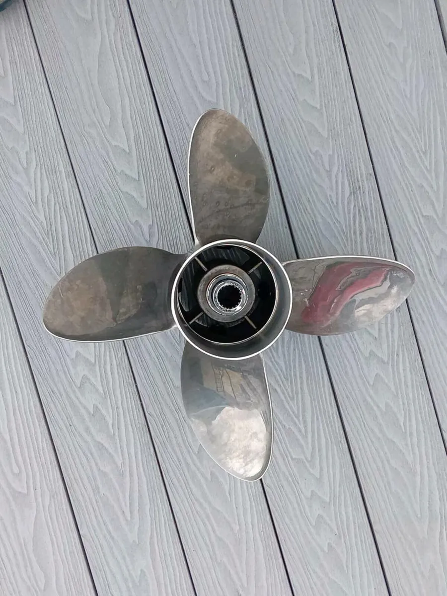 4 Blade Propeller - Image 1