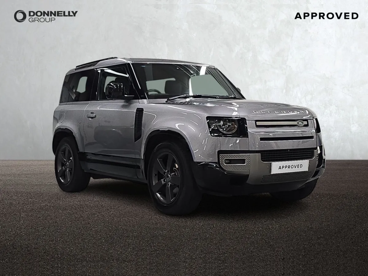 Land Rover Defender Diesel Estate X-Dynamic HSE - Image 1