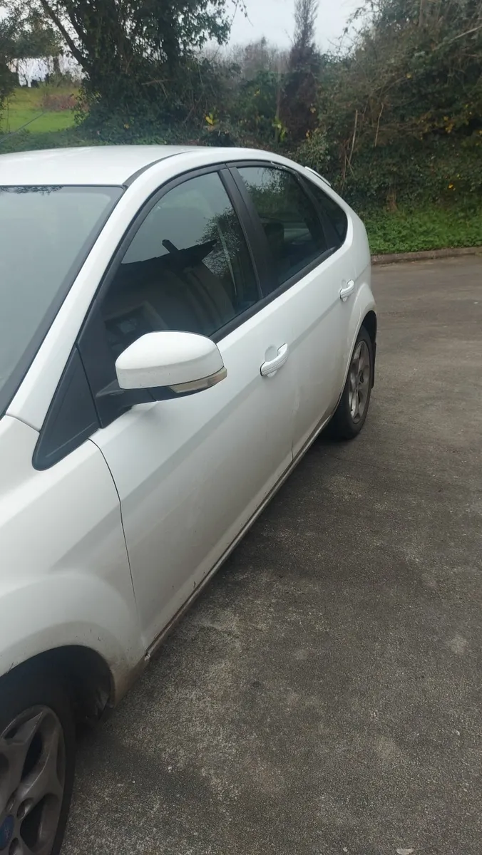Ford Focus 2011 - Image 4