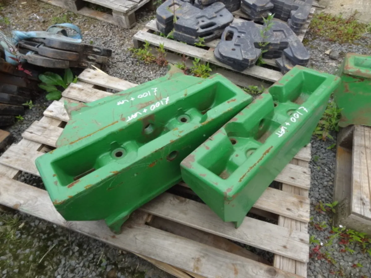 Choice of John Deere Weight Carriers - Image 2