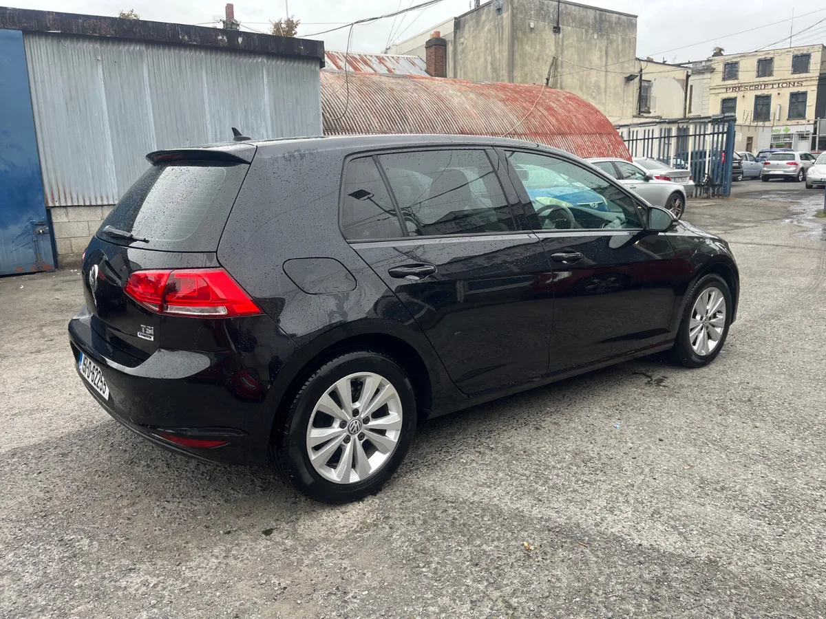 2015 VOLKSWAGEN GOLF COMFORTLINE LOW MILEAGE - Image 3