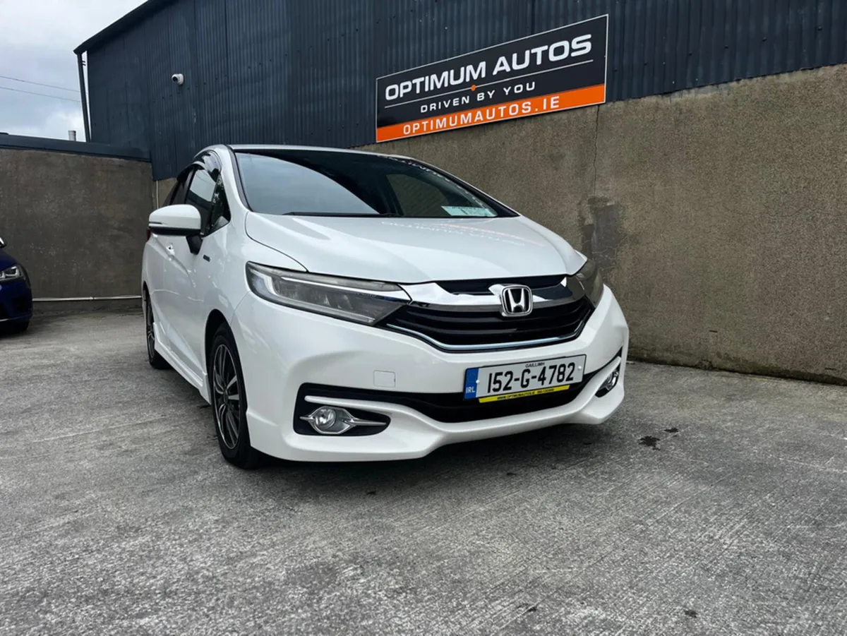 Honda Shuttle DAA-GP7 5DR AUTO - Image 2