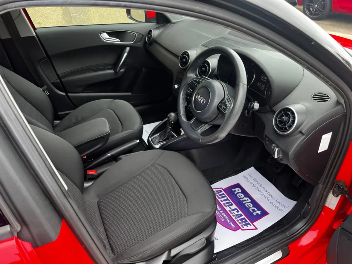 Audi A1 1.4 PETROL AUTOMATIC - Image 4