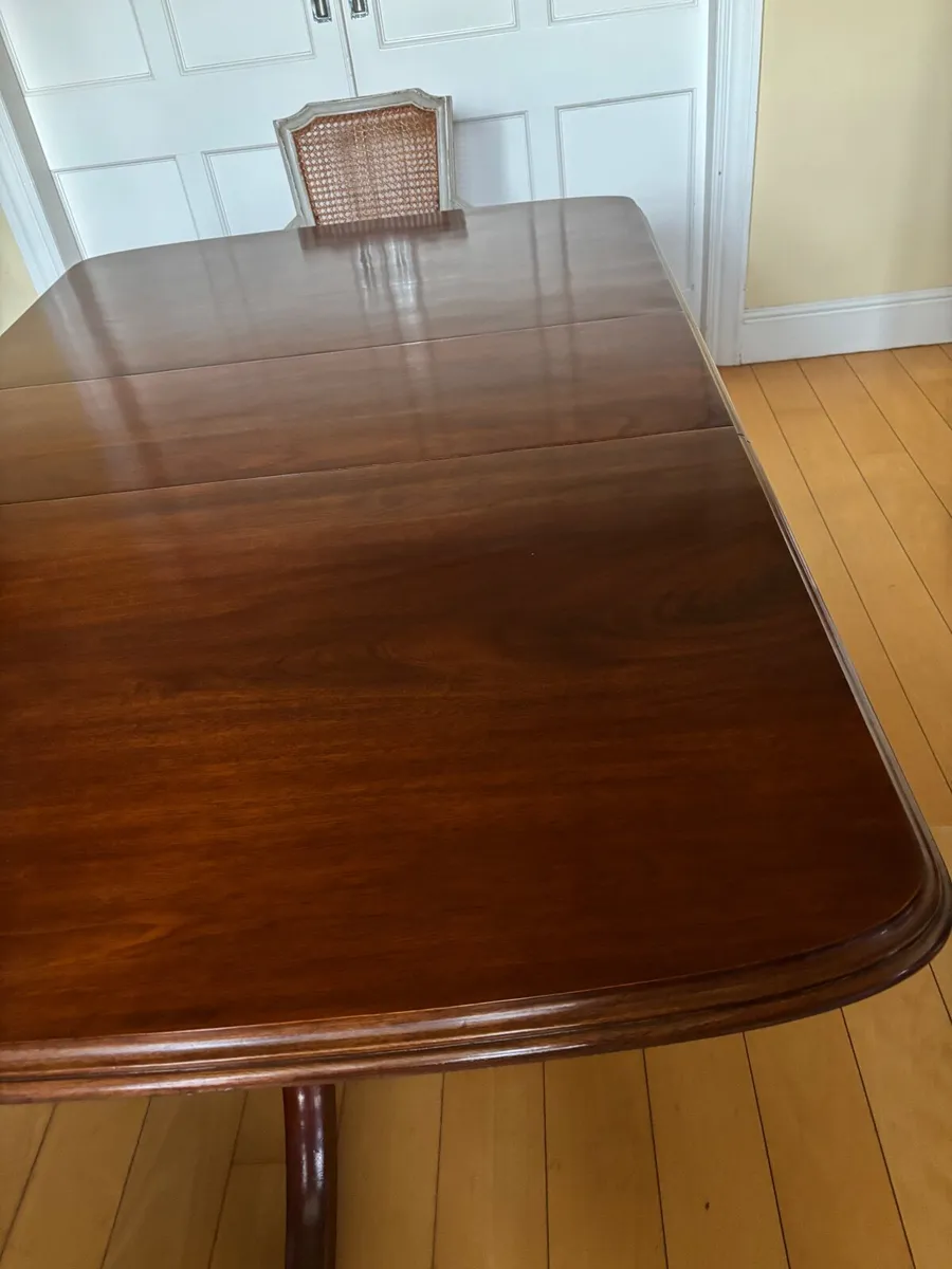 Regency style dining table - Image 3