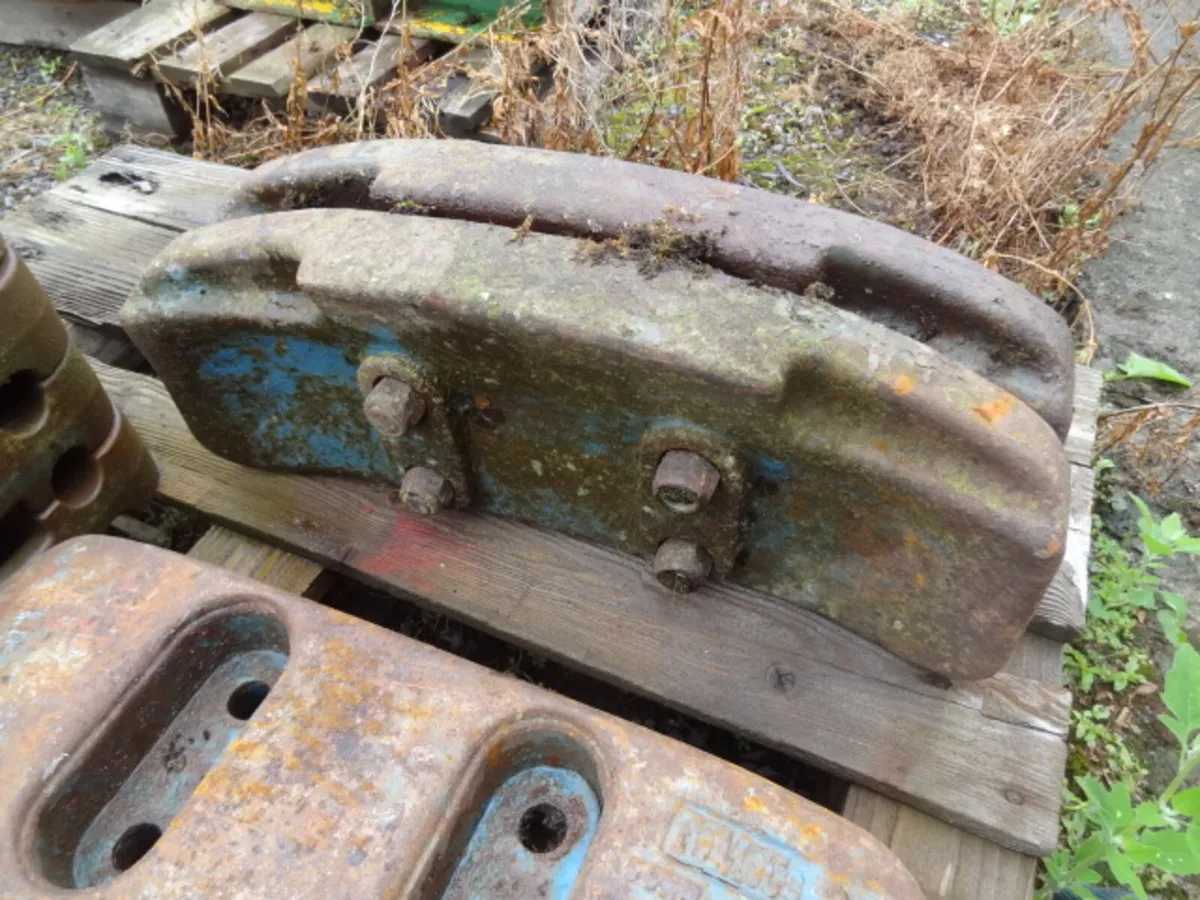 Ford 1000 series FoMoCo tractor Belly slab Weights - Image 3
