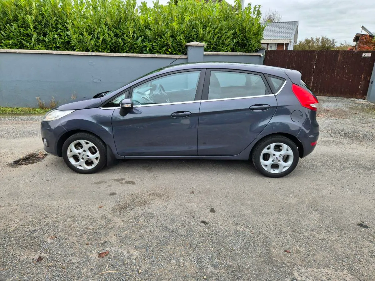 Ford Fiesta Titanium NCT & TAX - Image 4