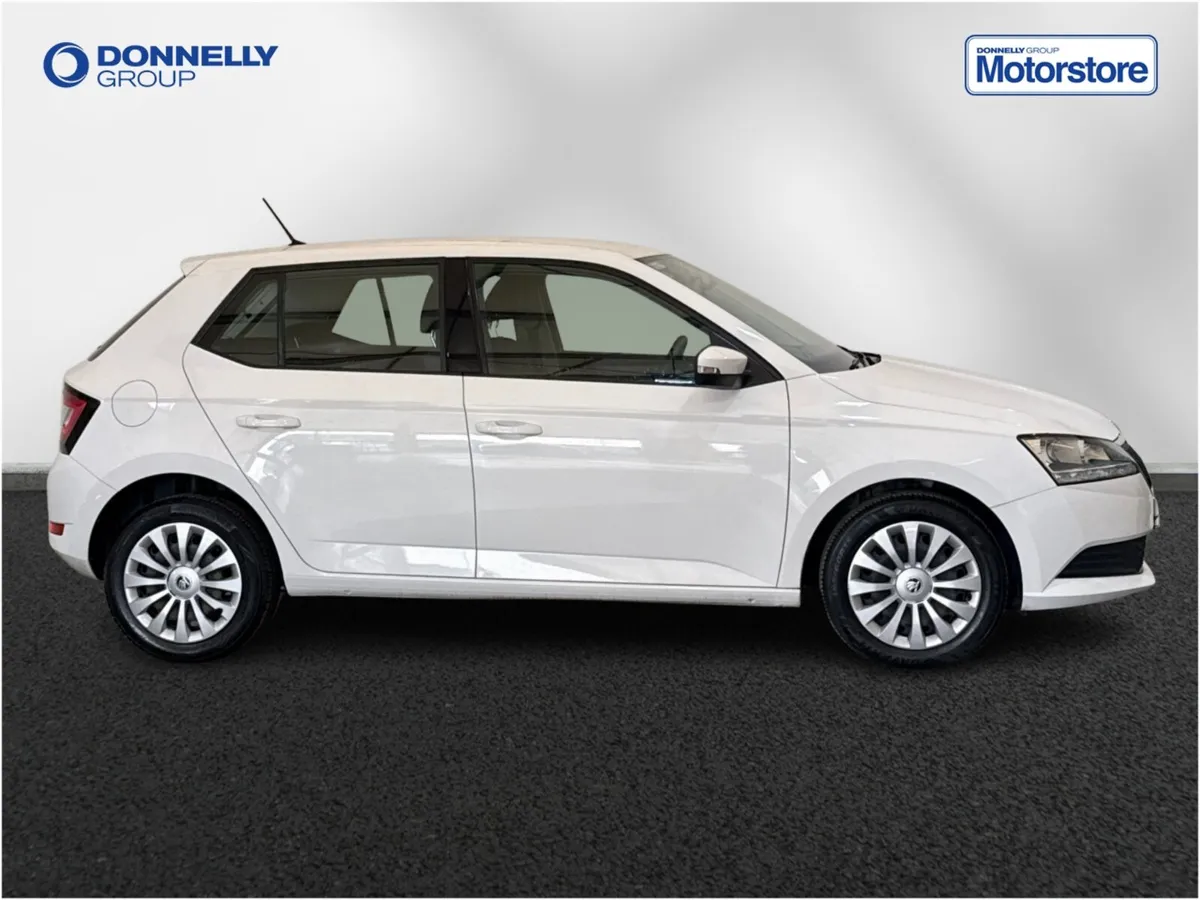 Skoda FABIA Hatchback S - Image 3