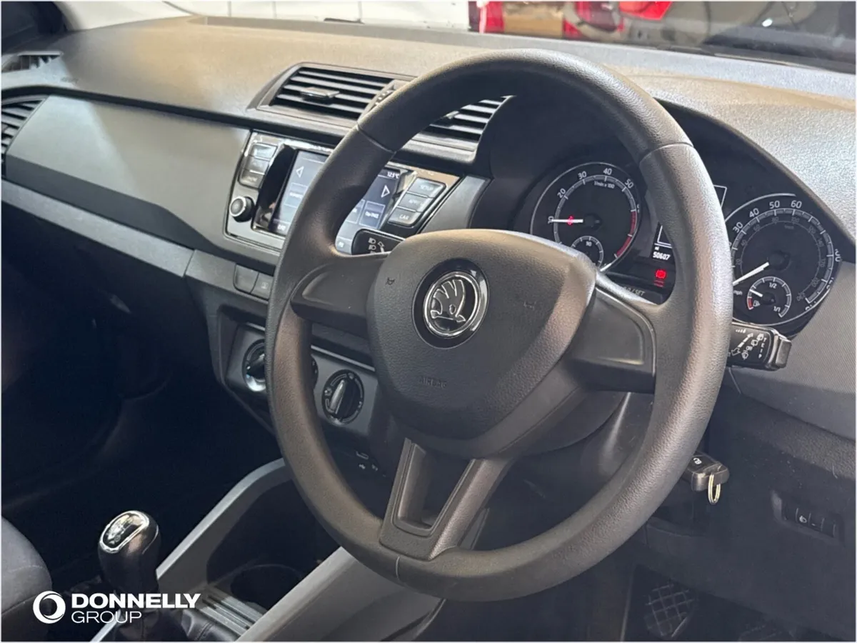 Skoda FABIA Hatchback S - Image 4