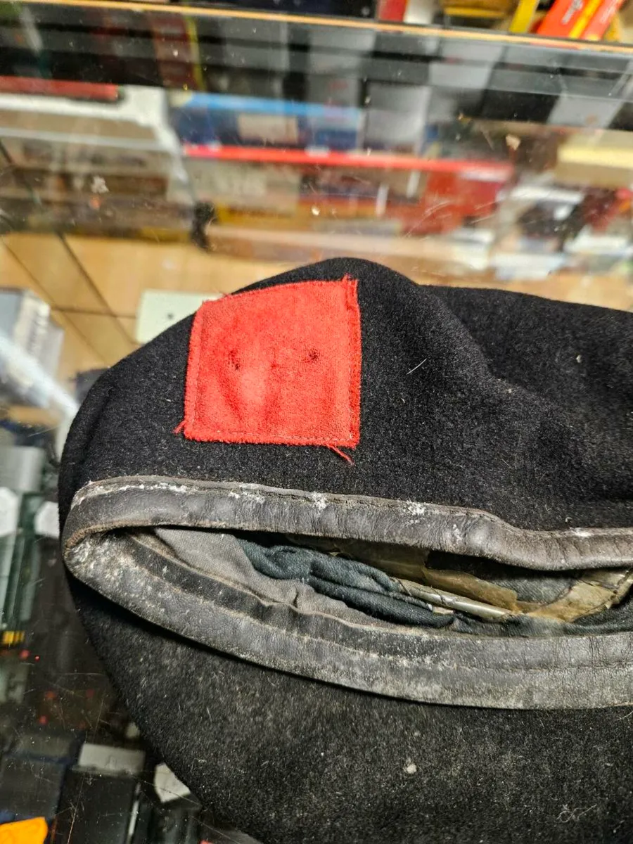 Vintage Irish Army Defence Forces Beret - Image 3