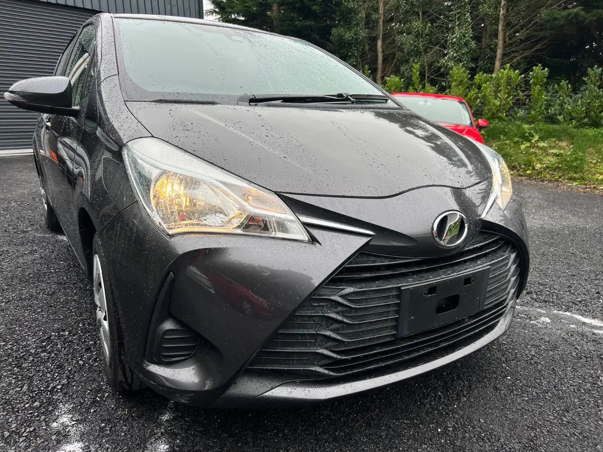 2019 Toyota Vitz auto- immaculate condition - Image 4