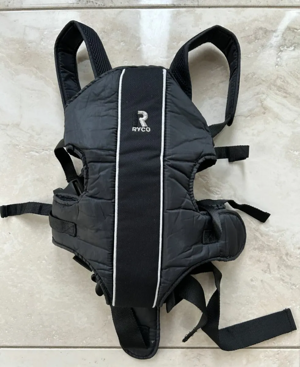 Baby Carrier - Image 3