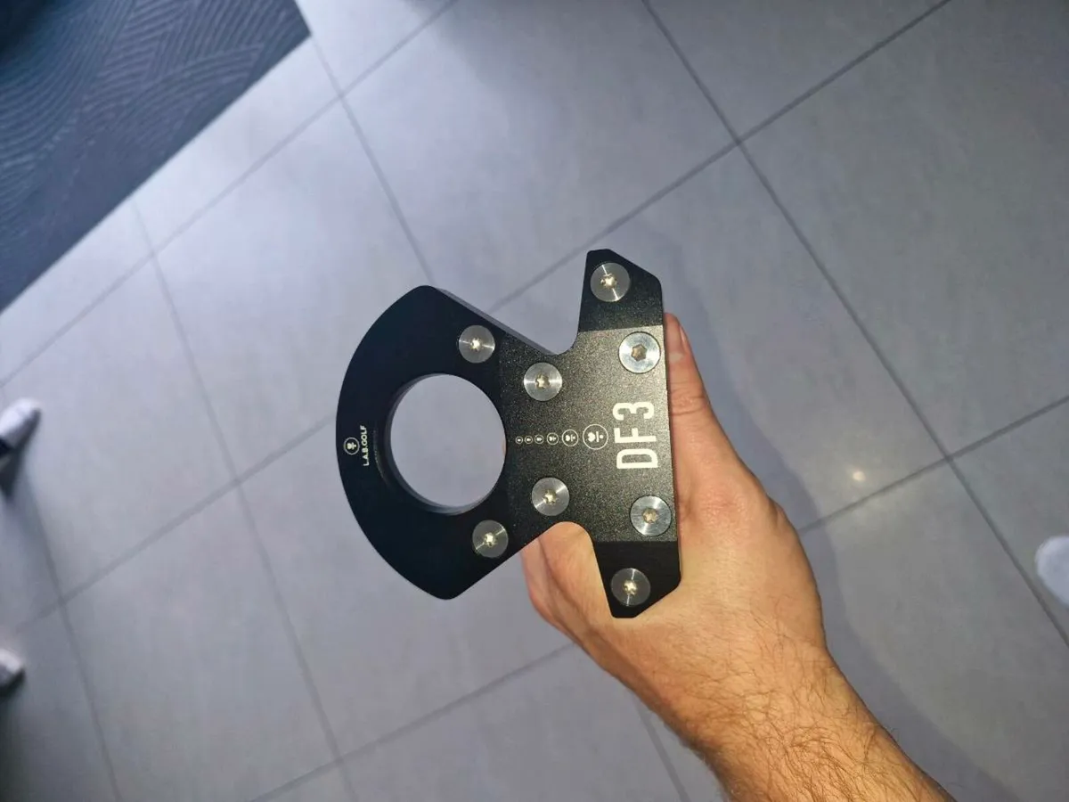 LAB Putter DF3 - Image 1