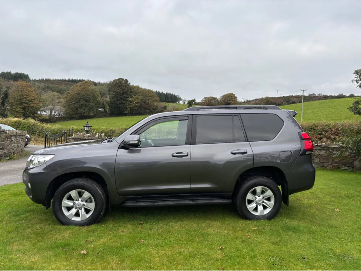 Toyota Land Cruiser LAND CRUISER LWB C - Image 4