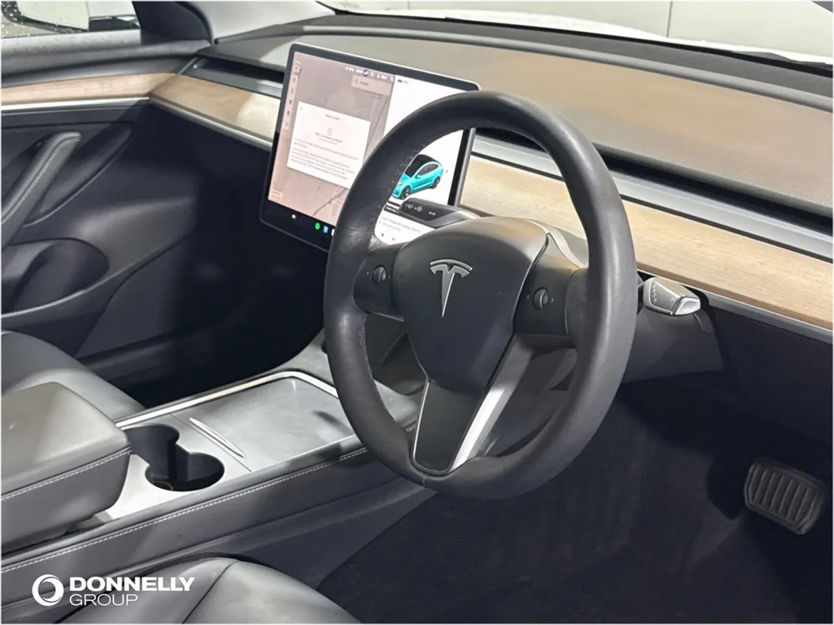 Tesla Model 3 Saloon Standard Plus - Image 4