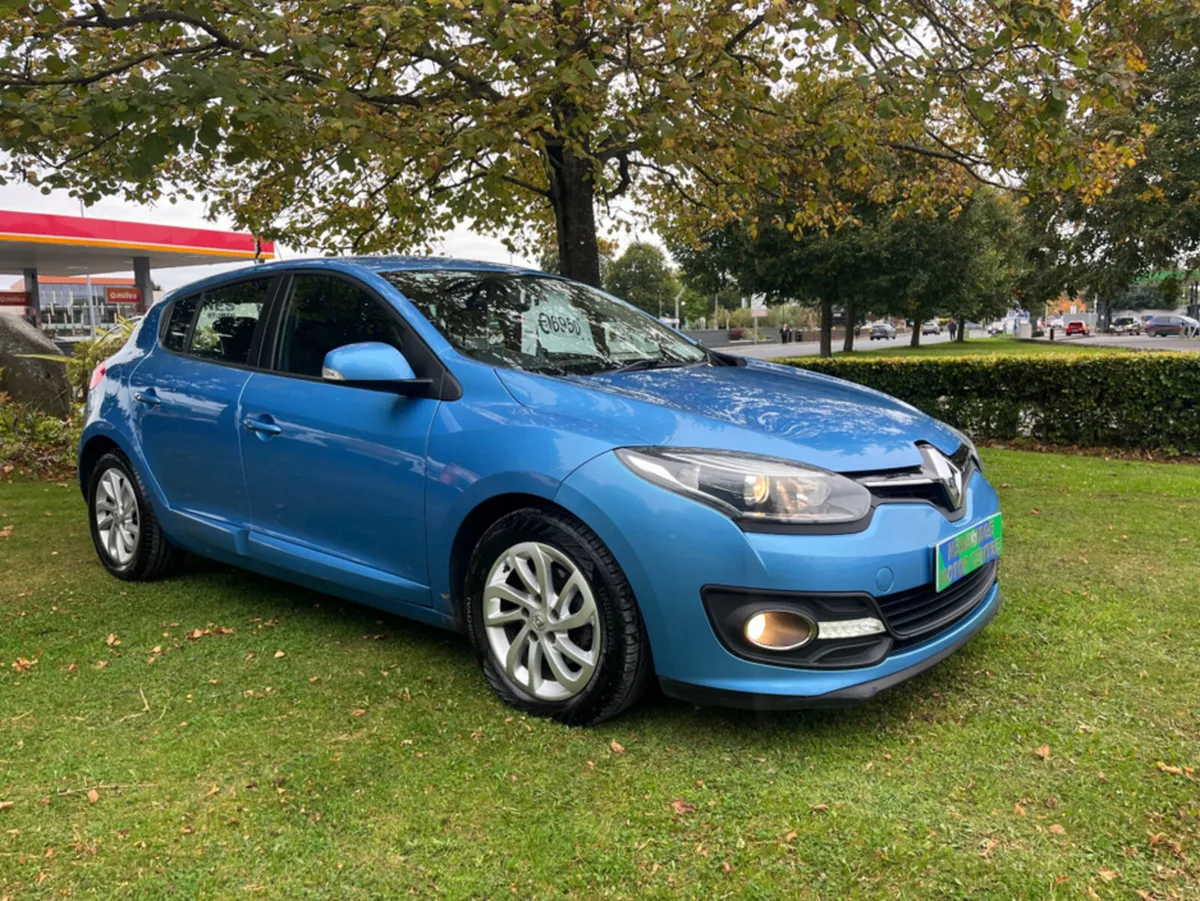 Renault Megane III DYNAMIQUE 1.5 DCI 110 S - Image 1