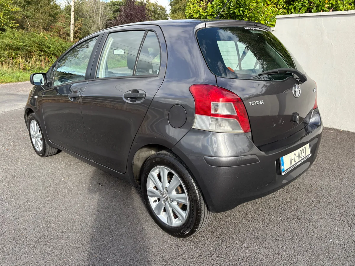 2011 Toyota Yaris 1.0 Petrol - Image 4