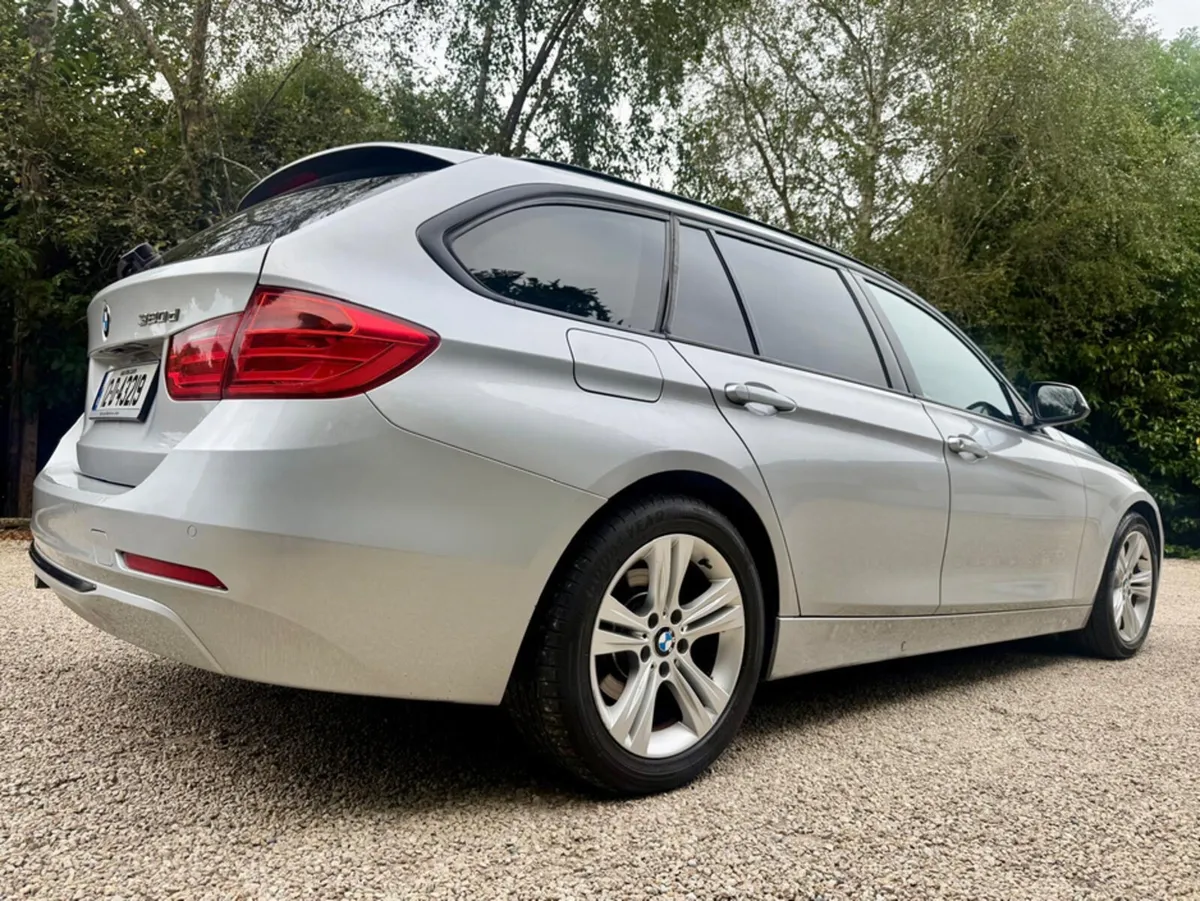 BMW 3-Series F31 320D SPORT TOURING *Full Service - Image 4