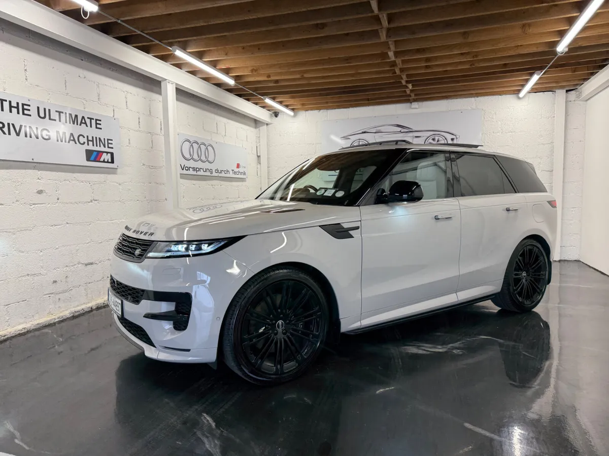2023 Land Rover Range Rover Sport P440e N1 CrewCab - Image 2