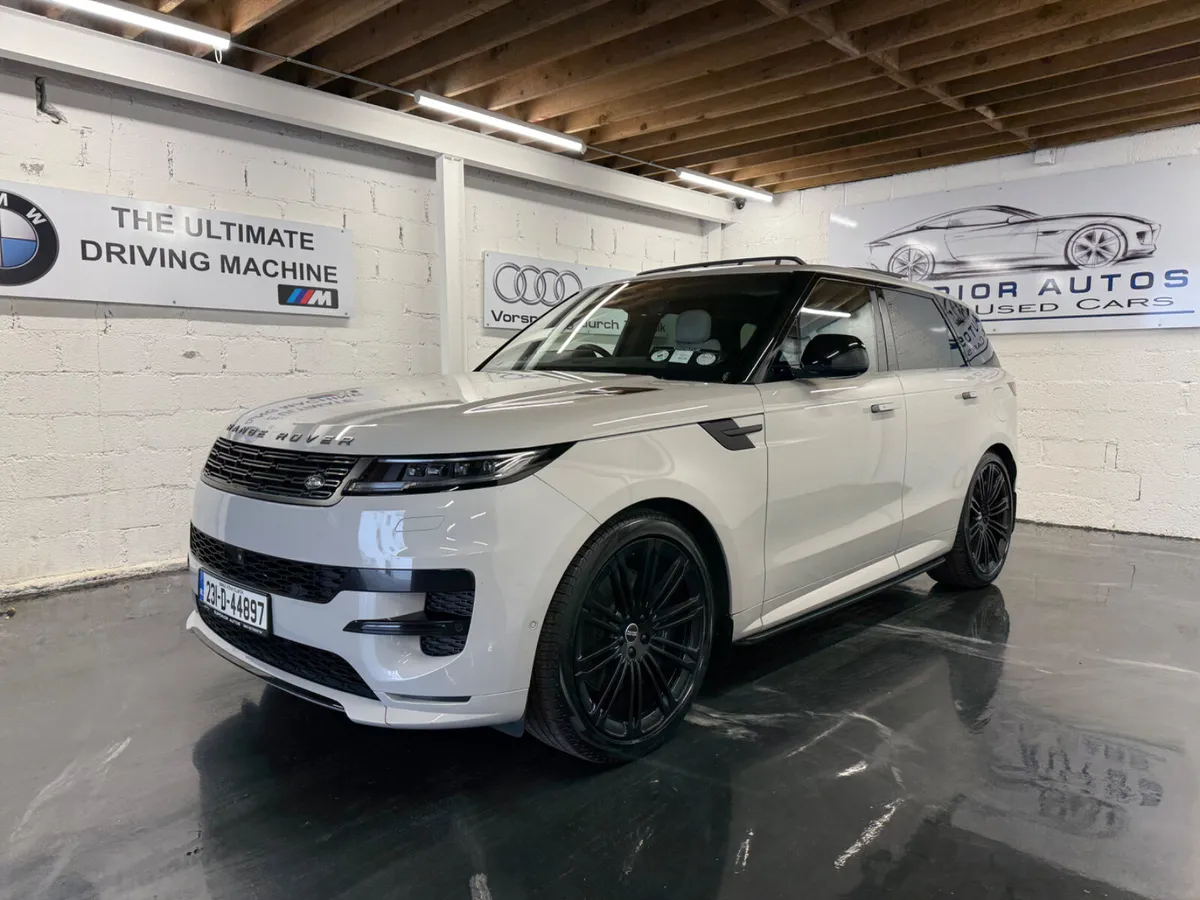 2023 Land Rover Range Rover Sport P440e N1 CrewCab - Image 4