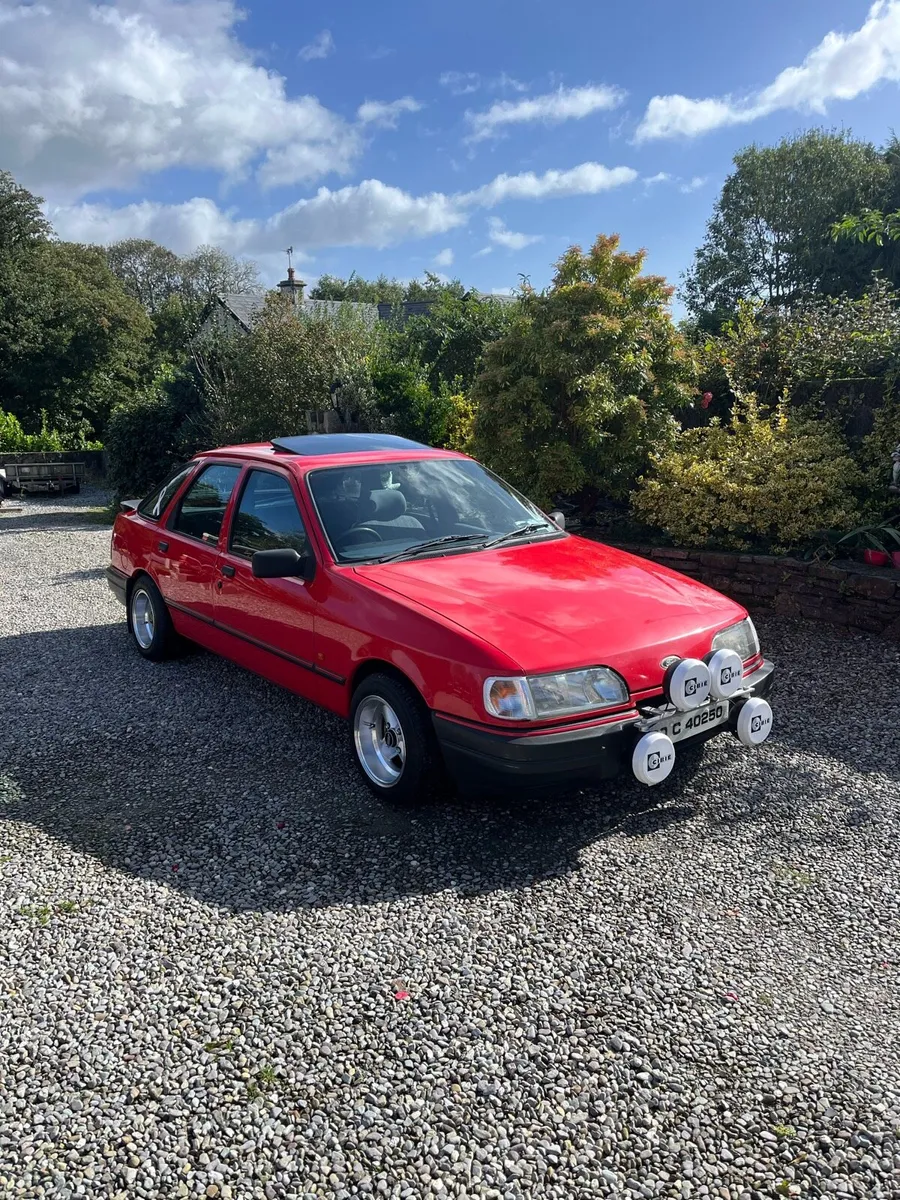 Ford Sierra - Image 1