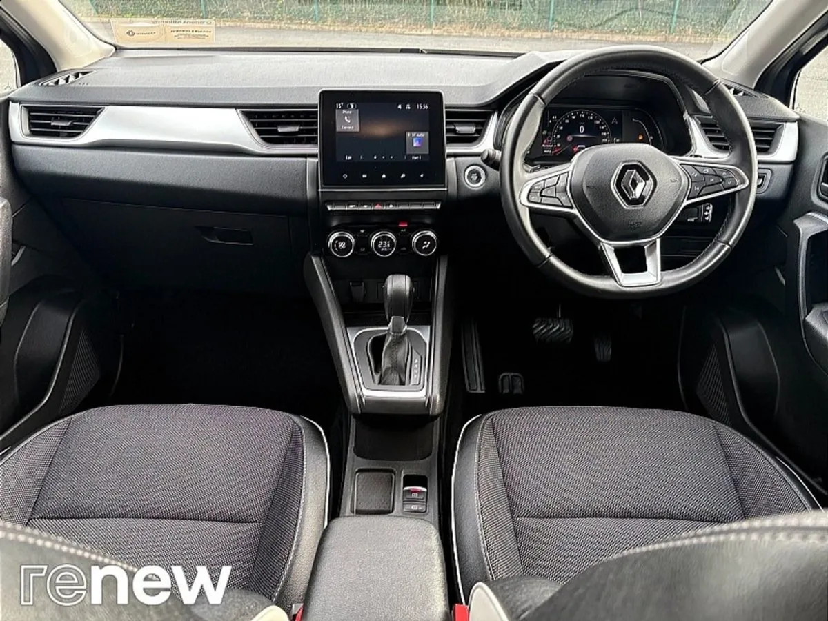 Renault Captur  automatic  Techno 1.3 TCE 140 BHP - Image 2