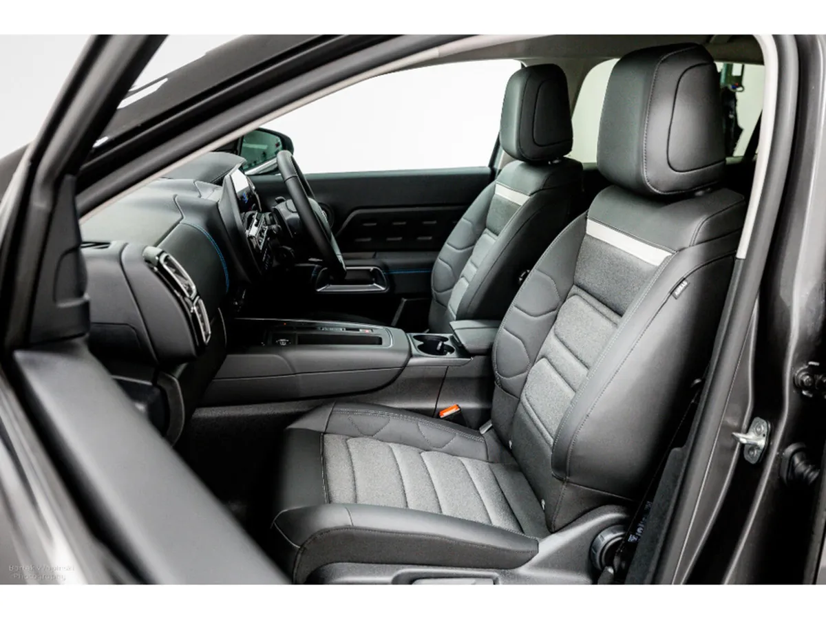 Citroen C5 Aircross Plus Pack 1.5 Diesel 130HP - Image 4
