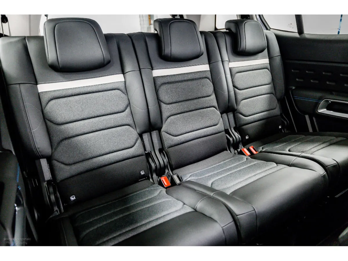 Citroen C5 Aircross Plus Pack 1.5 Diesel 130HP - Image 4