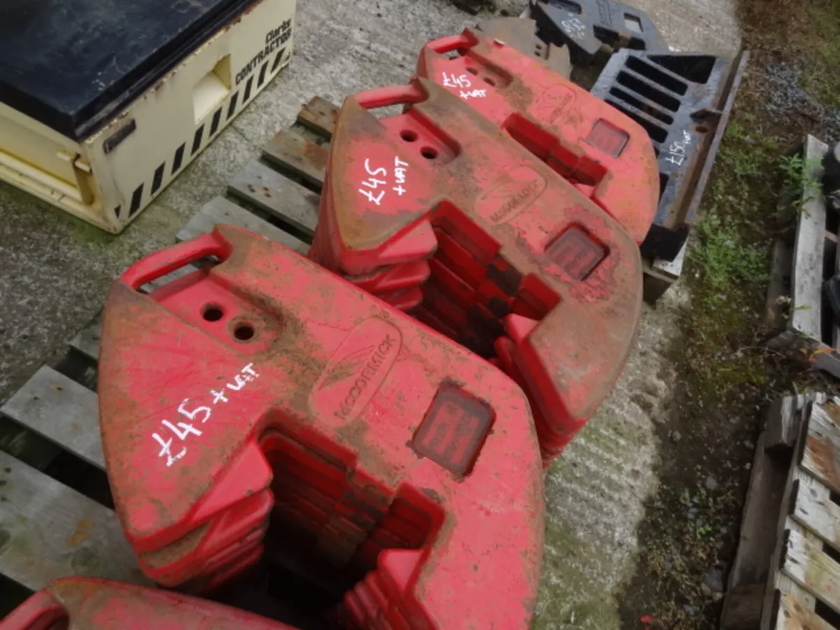 McCormick red 45KG Tractor Weights - Image 3