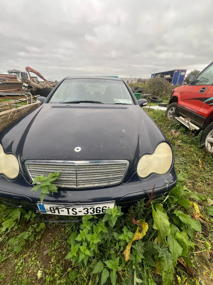 01 Mercedes C220 - Image 1