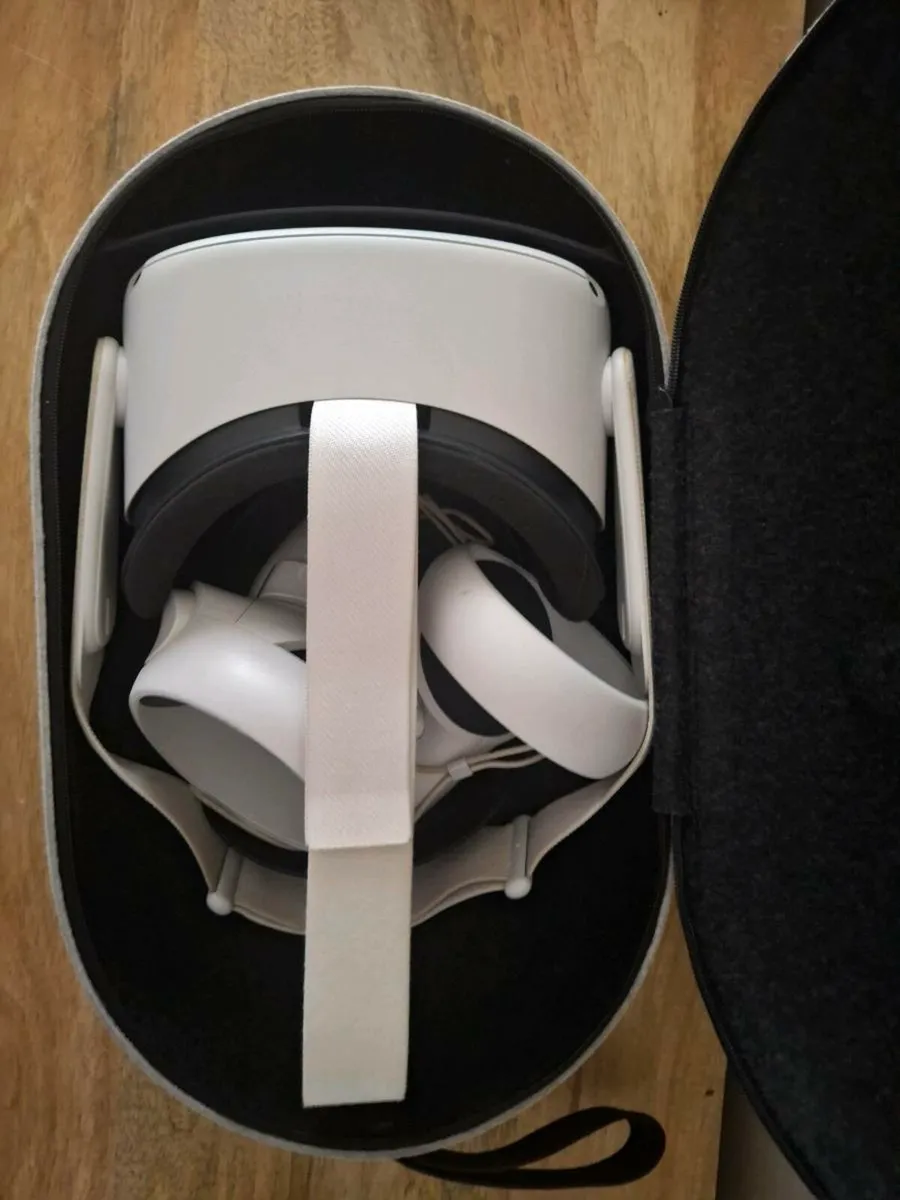 Oculus quest 2 - Image 2