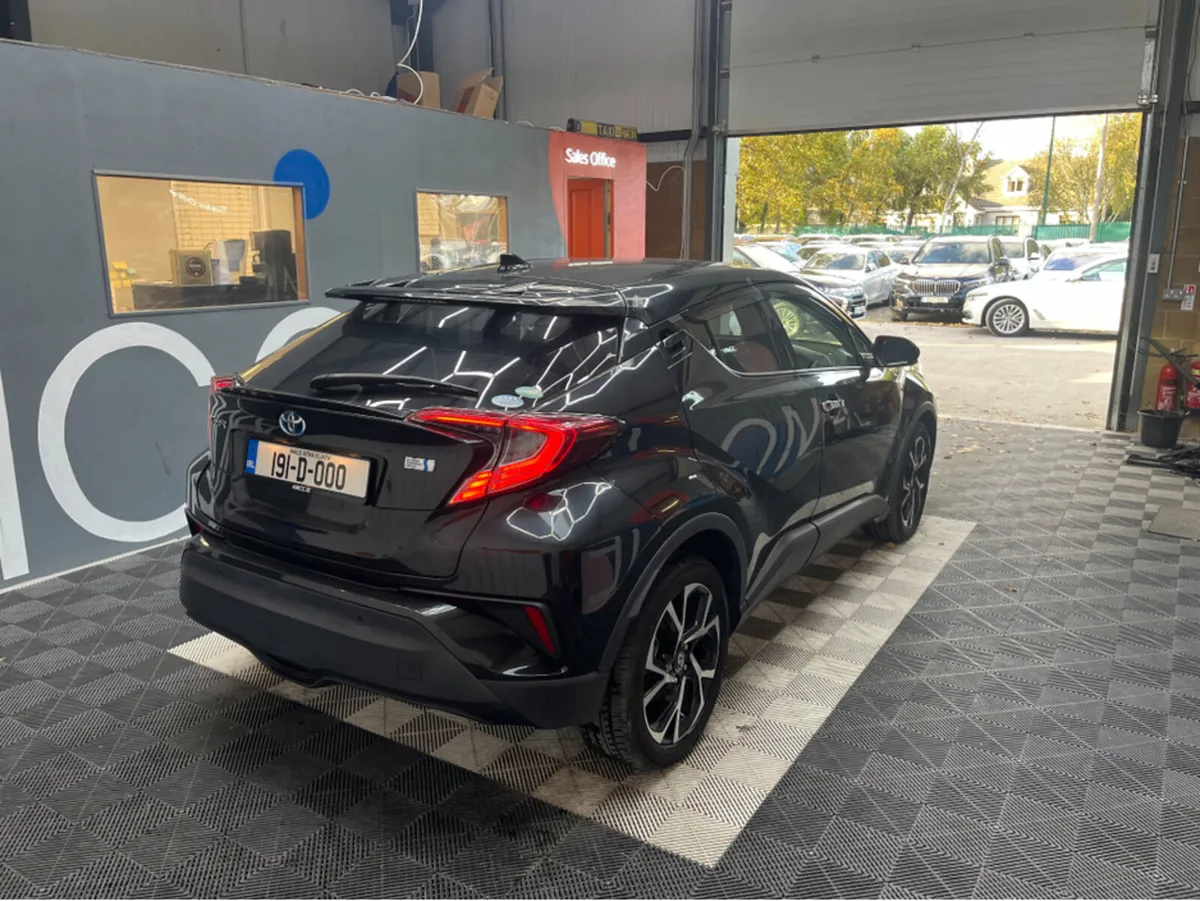 Toyota C-HR ONLY €19950! 2019 TOYOTA C-HR 1.8 HYRB - Image 2