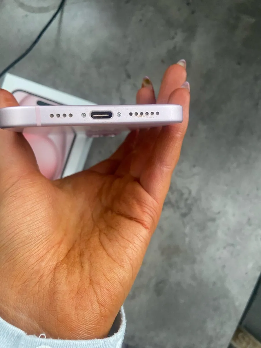 Pink Apple iPhone 15 plus 128gb - Image 4