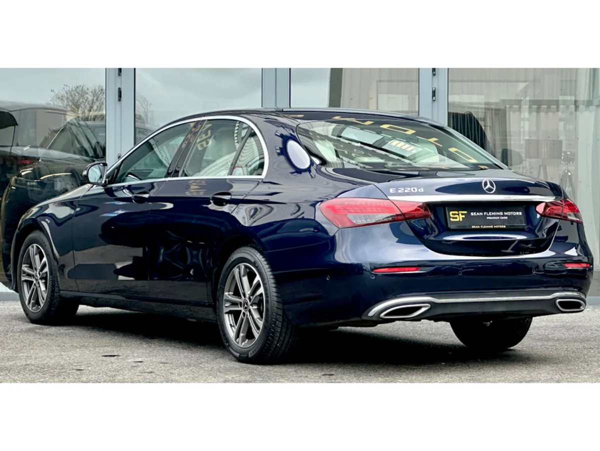 Mercedes-Benz E-Class D E220 4DR AUTO - Image 3