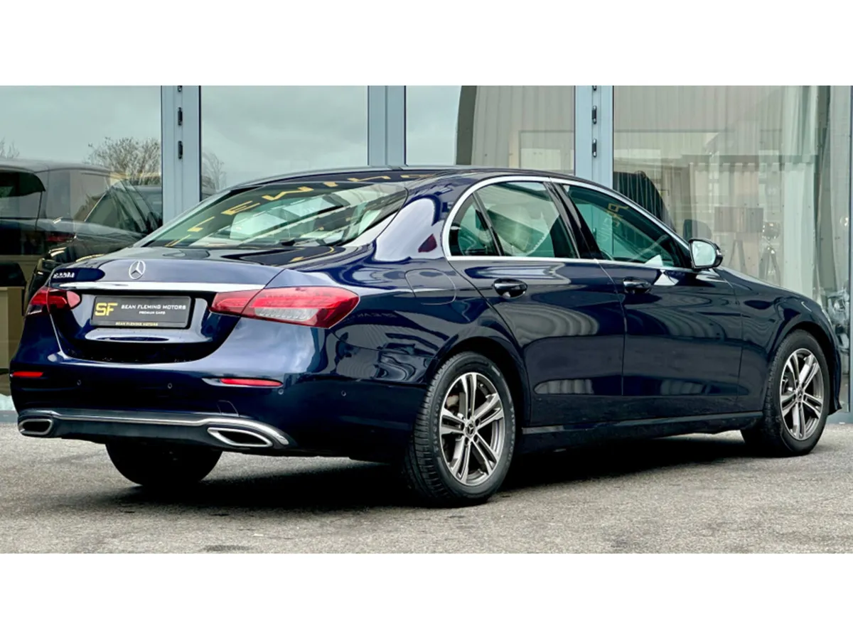 Mercedes-Benz E-Class D E220 4DR AUTO - Image 4